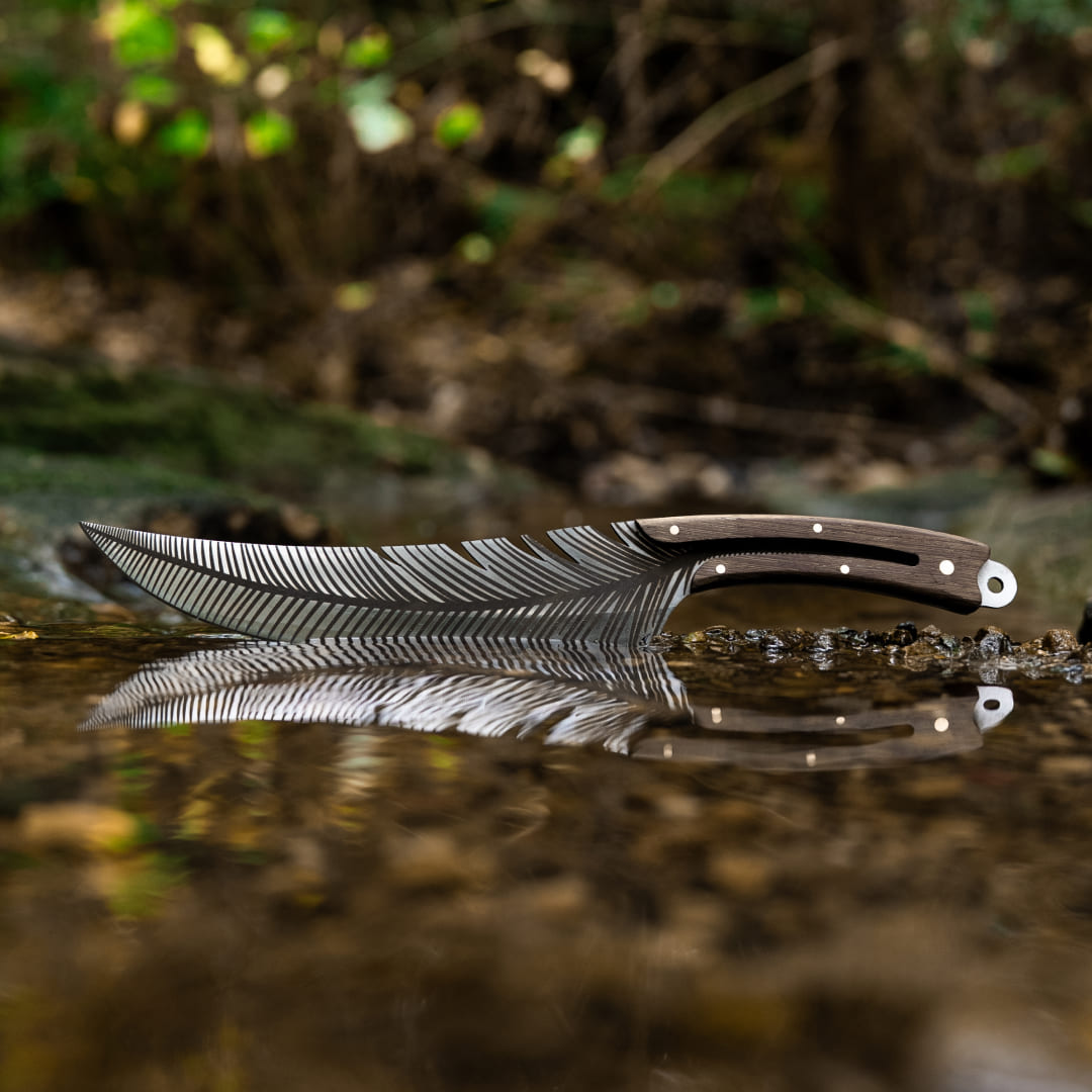 Das Feather Knife